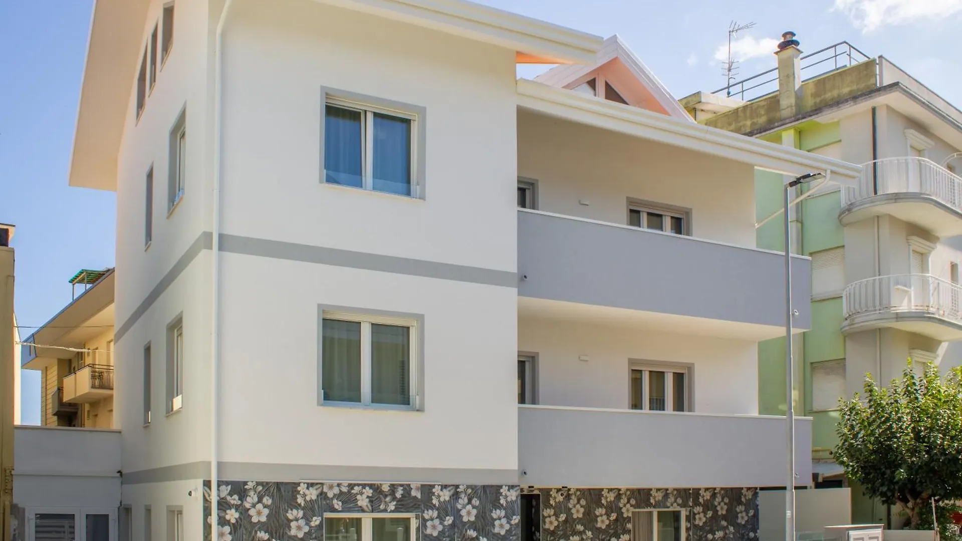 Inaugurazione 2024 - Villa Pratu Apartments A 100 Metri Dal Mare Riccione 0*,  Italia